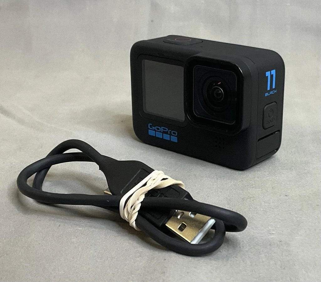 GoPro HERO11 Black 5.7K UHD Action Camera Excellent With Battery and Charger