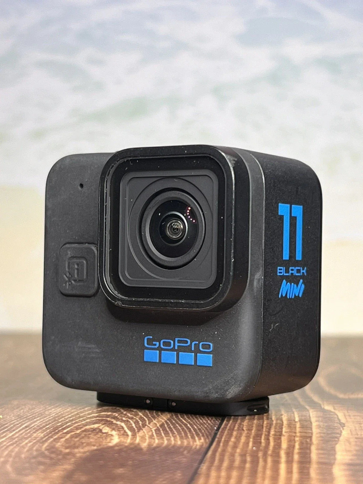 GoPro HERO11 Black Mini Compact Waterproof Action Camera 5.7K UHD 27MP - Read!