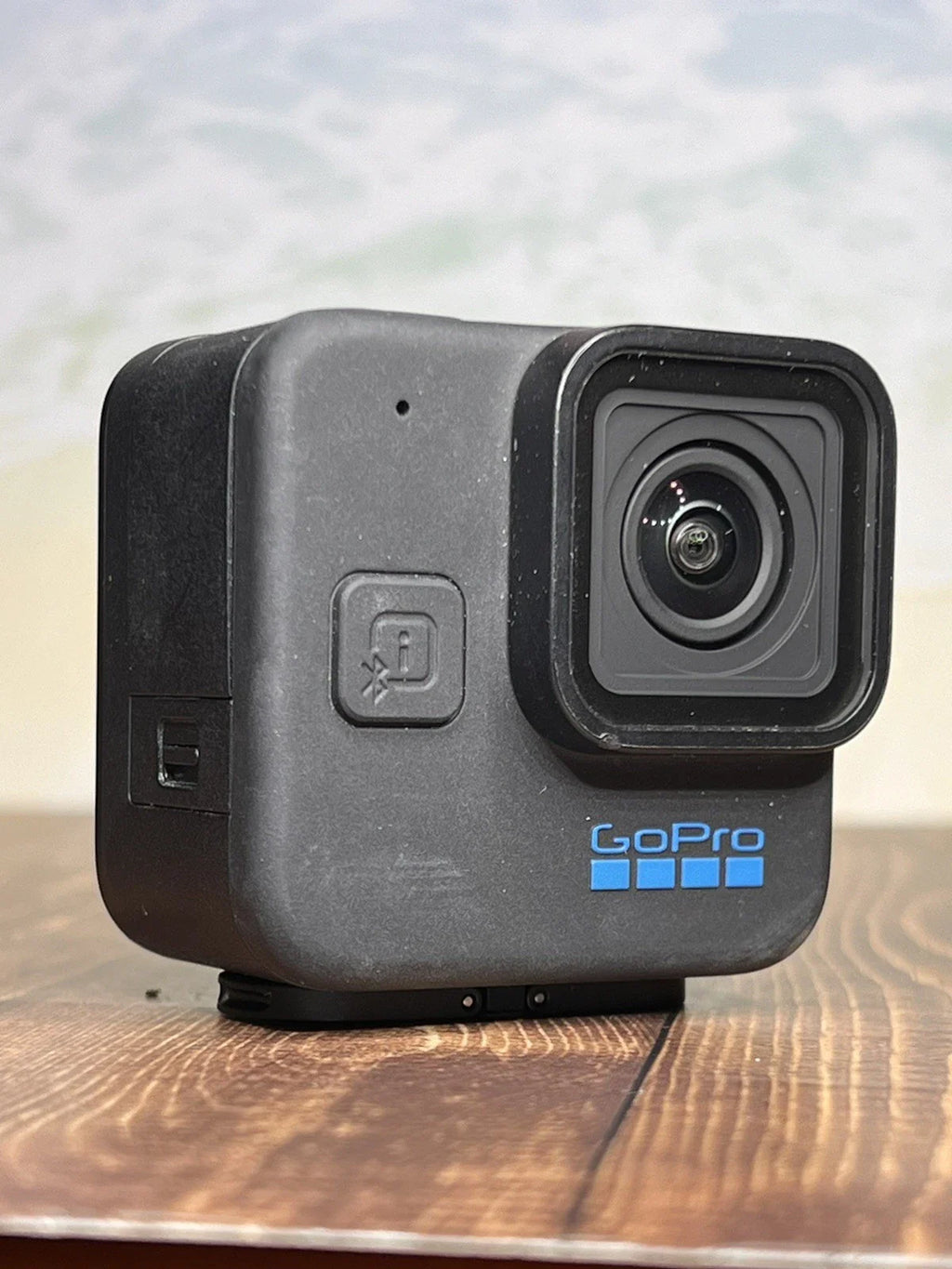 GoPro HERO11 Black Mini Compact Waterproof Action Camera 5.7K UHD 27MP - Read!
